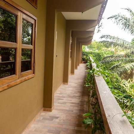 Hotel Otsunami Lome Exterior photo